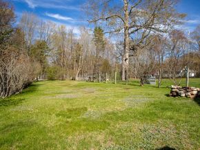 20 Cottage Ln, Templeton MA 01468