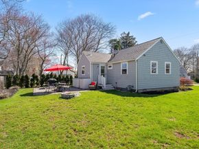 104 Hartford Rd, Marshfield MA 02050