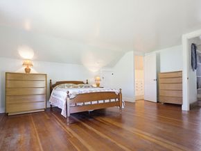 136 Chapel St, Gardner MA 01440