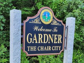 136 Chapel St, Gardner MA 01440