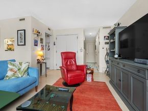 20 Rowes Wharf PH4, Boston MA 02110