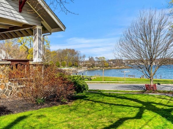 16 Hemenway Road, Salem MA 01970