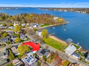 16 Hemenway Road, Salem MA 01970