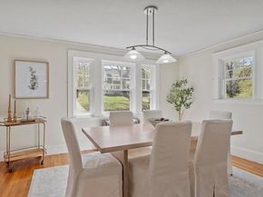 54 Pratt St, Reading MA 01867