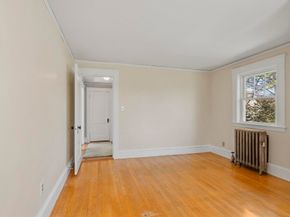 54 Pratt St, Reading MA 01867