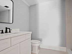 23 Day Cir, Woburn MA 01801