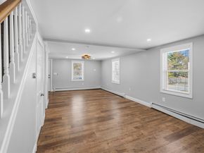 32 Harkaway Rd 32, North Andover MA 01845