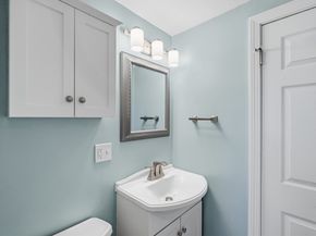 32 Harkaway Rd 32, North Andover MA 01845