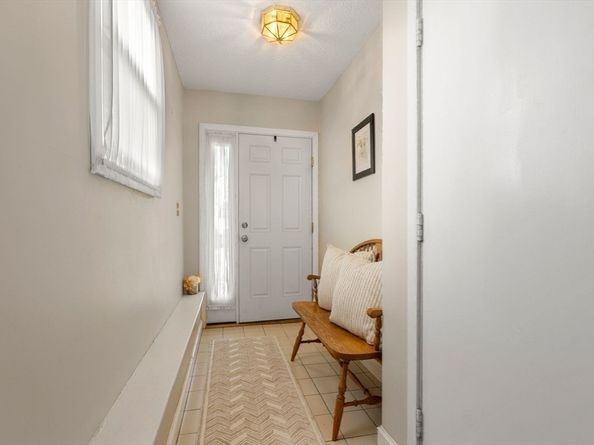 1 Spruance Way D, Salem MA 01970