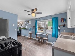 102 Brookside Rd, Rockland MA 02370