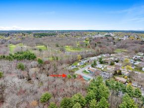 102 Brookside Rd, Rockland MA 02370