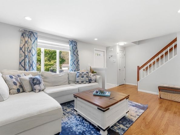 4904 Heatherwood Ln 4904, Peabody MA 01960