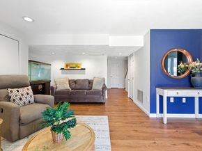 4904 Heatherwood Ln 4904, Peabody MA 01960