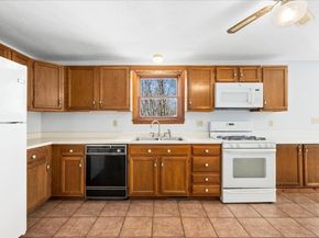 25 Collier Cir, Spencer MA 01562