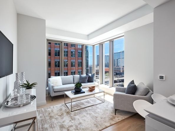 135 Seaport Blvd 808, Boston MA 02210