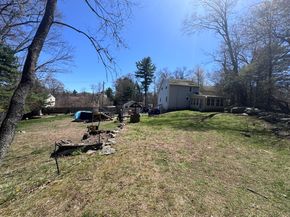 288 Weymouth St, Holbrook MA 02343