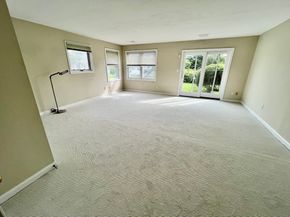 10 Sloop Ln 87, Quincy MA 02171