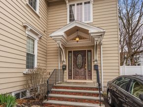 62 Winthrop St 2, Boston MA 02119