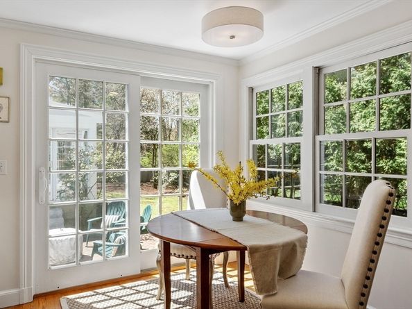 161 Crescent Rd, Concord MA 01742