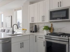 17 Chestnut Ave 3, Boston MA 02130