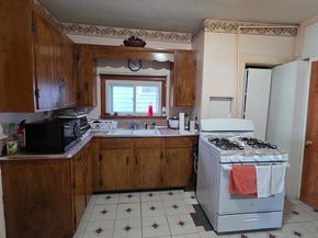 74 Wordsworth St, Boston MA 02128