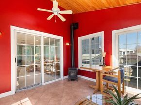 71 Pond Ln, Randolph MA 02368