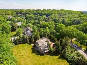 2 Stonegate Ln, Dover MA 02030