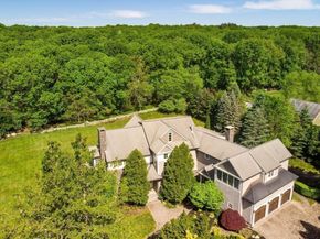 2 Stonegate Ln, Dover MA 02030
