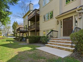 63 Maple St F, Canton MA 02021