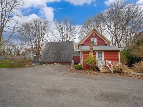 4 Toomey Lane, Rockport MA 01966