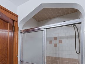 7 Third Avenue, Dudley MA 01571