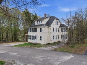 7 Third Avenue, Dudley MA 01571