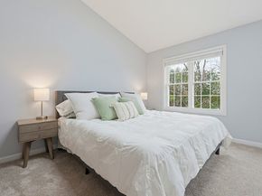18 Azalea Ln 18, Grafton MA 01519
