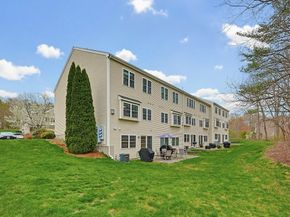 18 Azalea Ln 18, Grafton MA 01519