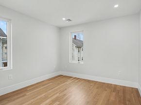 19 Drew Road 19, Belmont MA 02478
