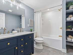 8 Hammatt St 2, Ipswich MA 01938
