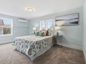 8 Hammatt St 2, Ipswich MA 01938