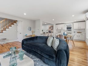 8 Hammatt St 2, Ipswich MA 01938