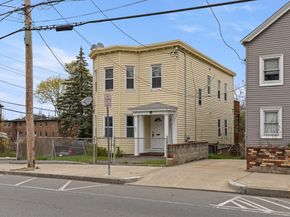 205 Webster Ave, Chelsea MA 02150