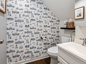 48 Beacon St 1R, Boston MA 02108