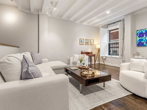 48 Beacon St 1R, Boston MA 02108