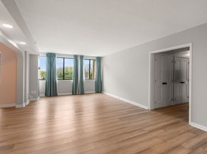 250 Hammond Pond Parkway 609N, Newton MA 02467