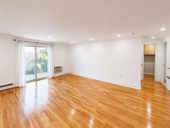 121 Tremont St A6, Boston MA 02135