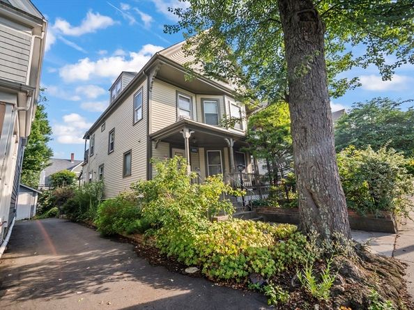 113 Dakota, Boston MA 02124