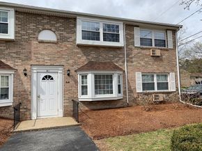 20 Washington Park Dr 12, Andover MA 01810
