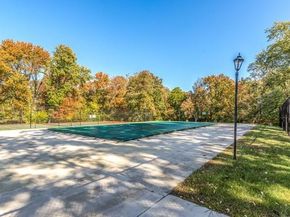 20 Washington Park Dr 12, Andover MA 01810