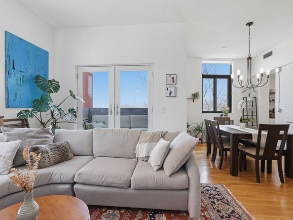 99 Gove Street 16, Boston MA 02128