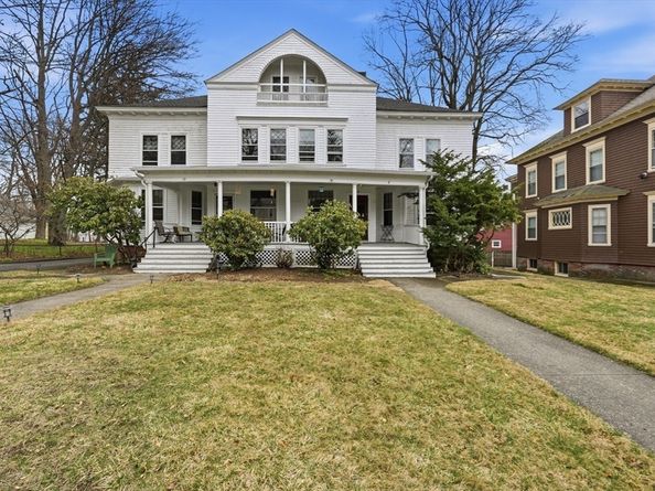 8 Westland St, Worcester MA 01602