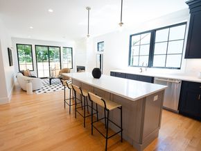 20 Crescent Road 20, Needham MA 02494