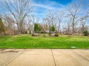 35 Reservoir Rd, Gloucester MA 01930